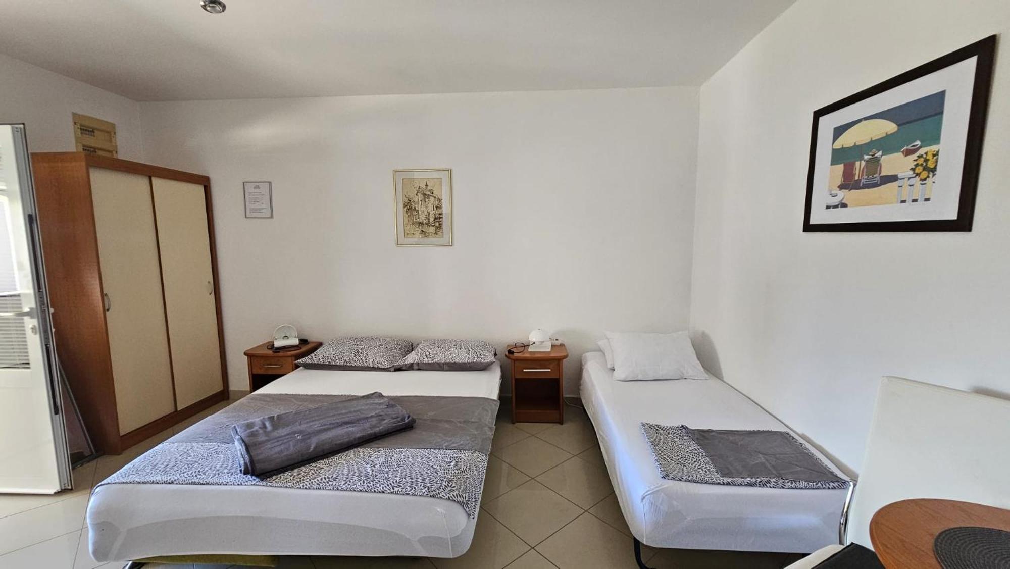 Apartment House Berry Примоштен Экстерьер фото